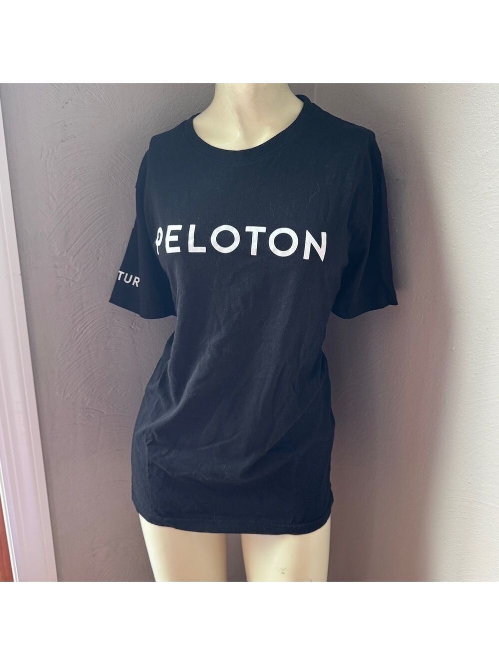 Peloton Black T-Shirt women’s size medium